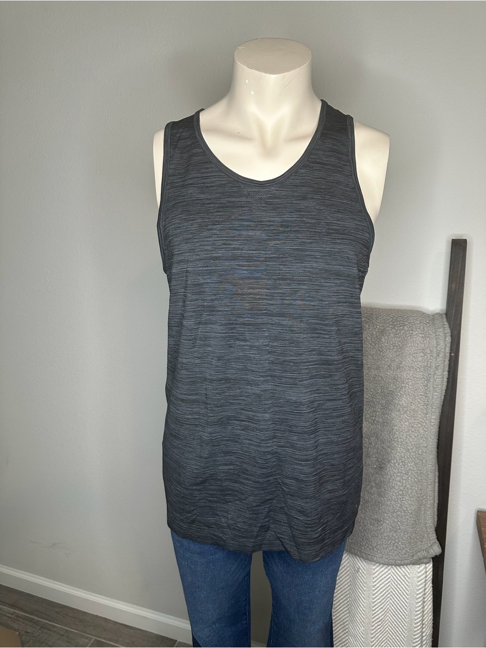ZYIA Men's Charcoal Heather Tank Top - Dark Gray